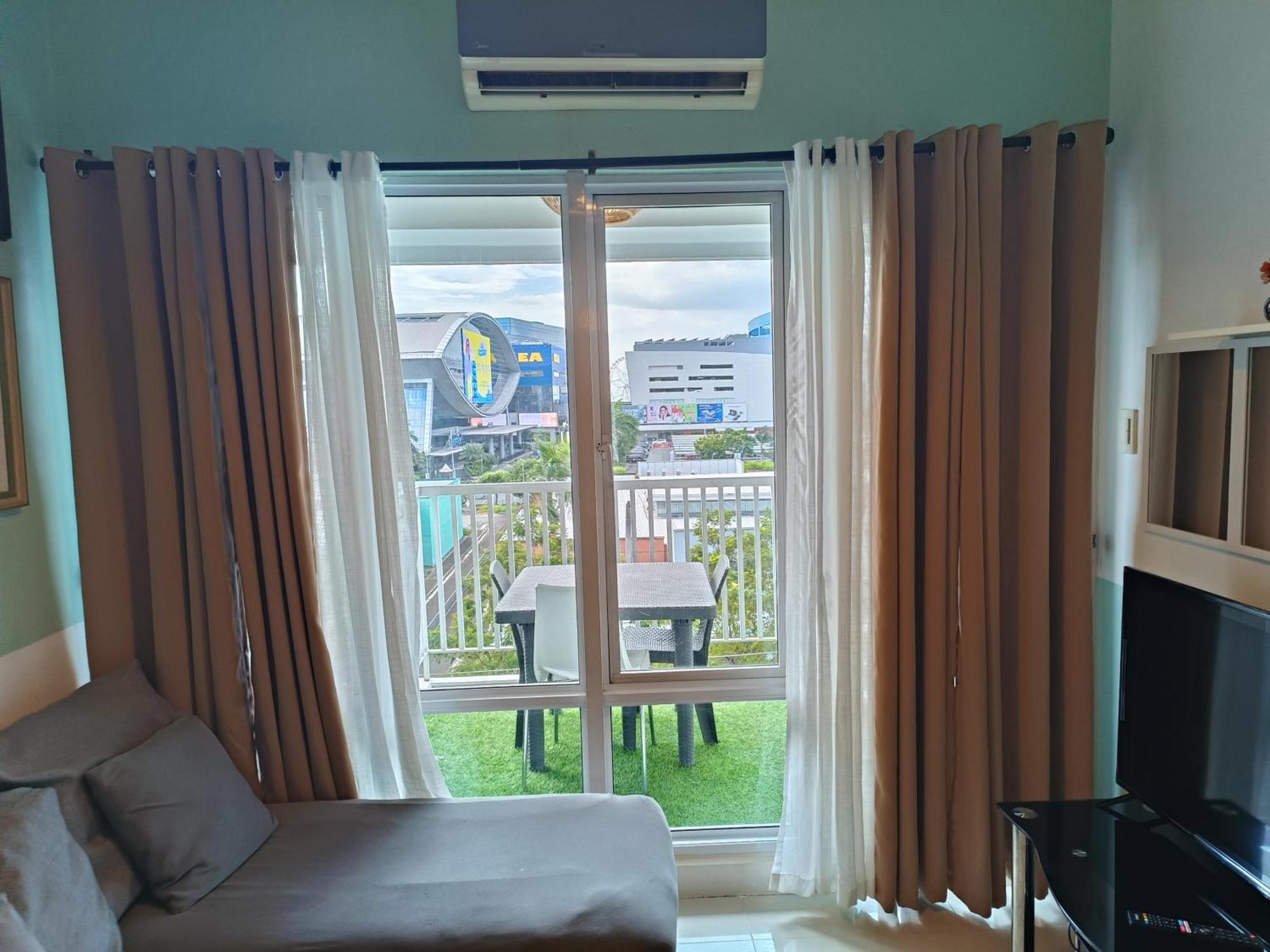 Premiere Haven At Sea Residences Condominium Manila Exterior photo
